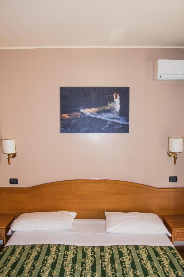 Hotel San Giorgio San Nicola Arcella Buitenkant foto