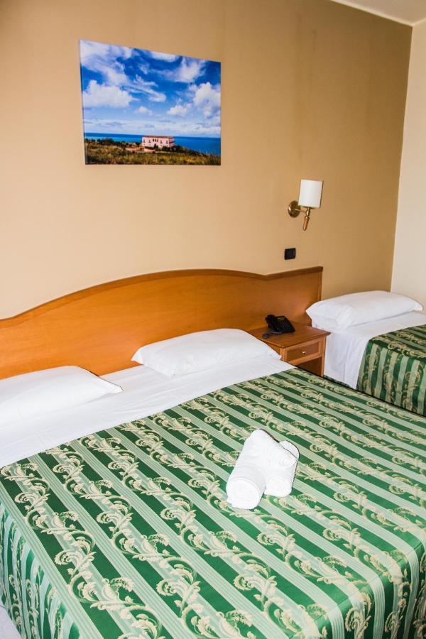 Hotel San Giorgio San Nicola Arcella Buitenkant foto