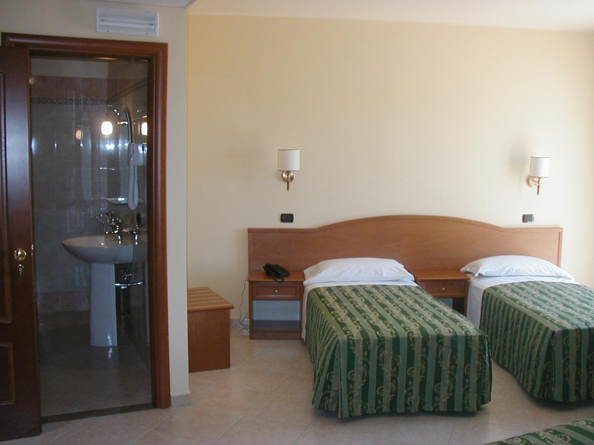 Hotel San Giorgio San Nicola Arcella Buitenkant foto